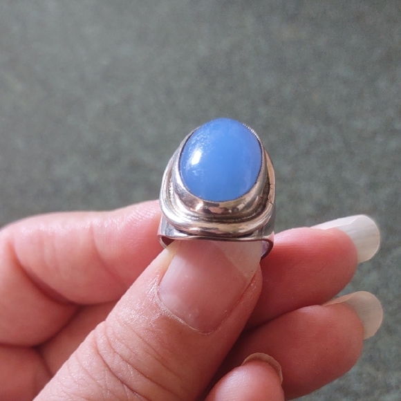 Elegant Sterling Silver(925) Blue Stone Ring Size 5 3/4 - Picture 4 of 5